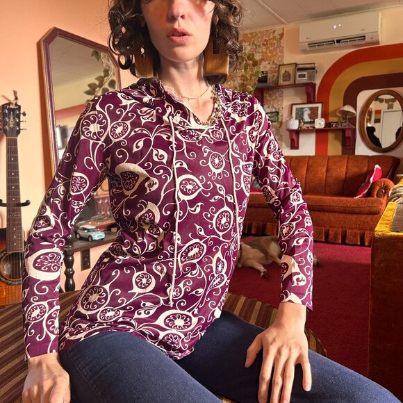 1970s vintage swirl print hooded tunic with bellsleeves from June Gale - made in - Picture 6 of 16